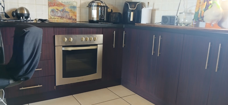 3 Bedroom Property for Sale in Heiderand Western Cape